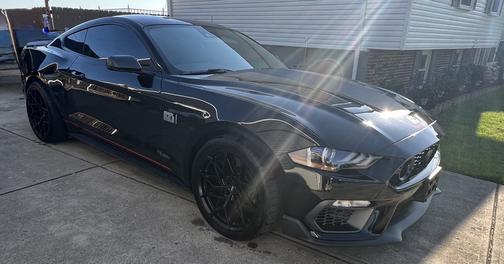 2021 Ford Mustang Mach 1