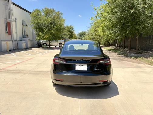 Black 2022 Tesla Model 3 Long Range