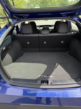 Blue 2016 Toyota Prius Two