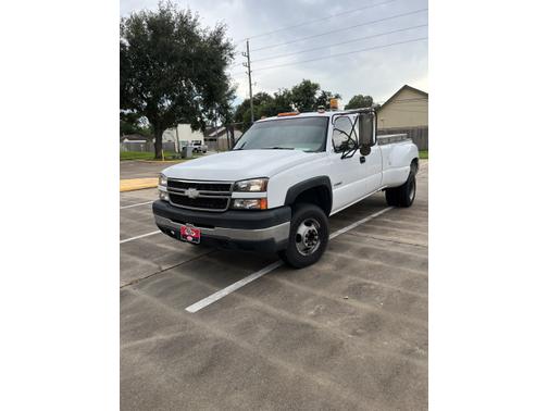 2006 Chevrolet Silverado 3500 Work Truck