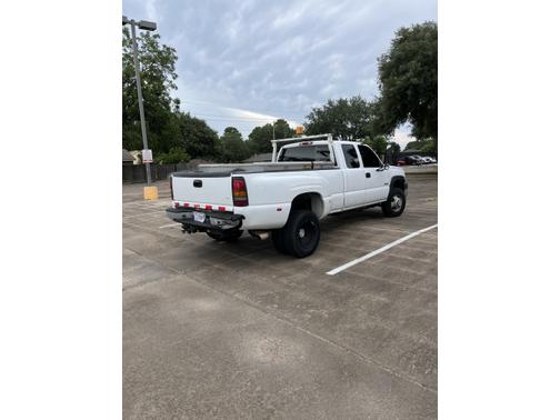 2006 Chevrolet Silverado 3500 Work Truck