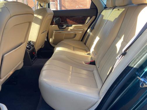 Green 2013 Jaguar XJ Base