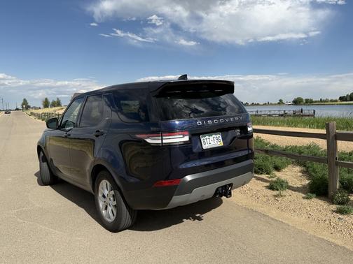 2020 Land Rover Discovery SE