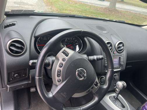 2012 Nissan Rogue SV w/SL Pkg