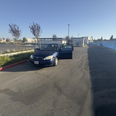 2005 Toyota Corolla LE