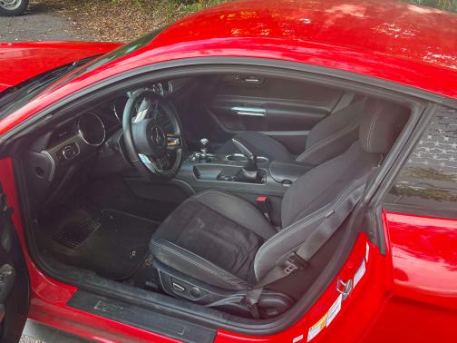2017 Ford Mustang EcoBoost