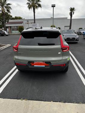 2021 Volvo XC40 Recharge Pure Electric P8 R-Design