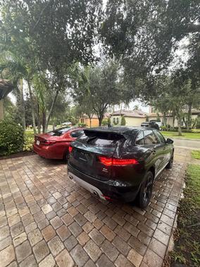 Green 2017 Jaguar F-PACE S