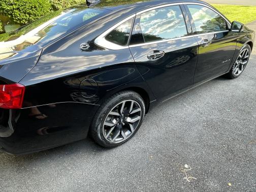 Photo 3 of 13 of 2017 Chevrolet Impala Premier 2LZ