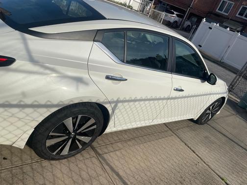2021 Nissan Altima 2.5 SV