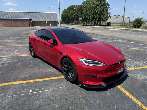 2022 Tesla Model S Plaid