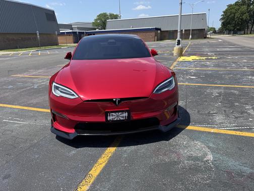 2022 Tesla Model S Plaid