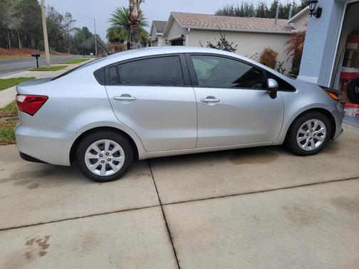Silver 2016 Kia Rio LX