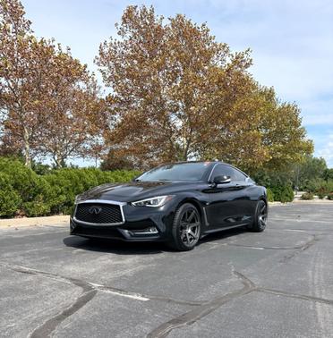 Black 2020 INFINITI Q60 3.0t LUXE
