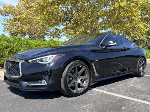 Black 2020 INFINITI Q60 3.0t LUXE