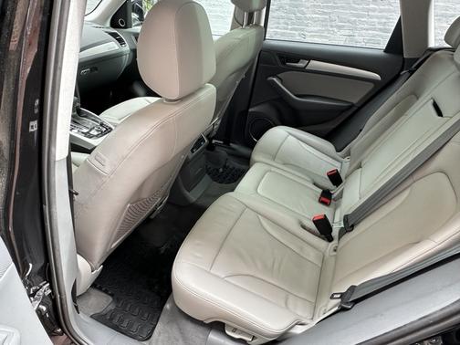 Black 2015 Audi Q5 3.0T Premium Plus
