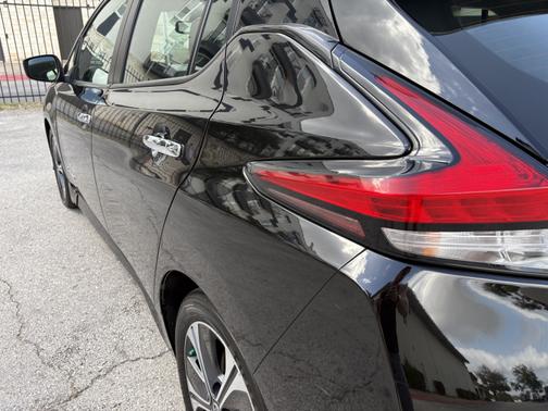 2018 Nissan Leaf SV