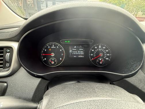Gray 2016 Kia Sorento LX