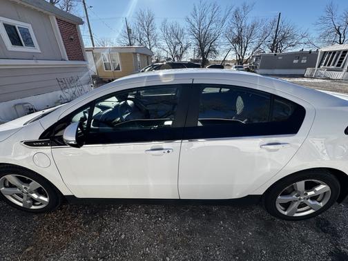 2015 Chevrolet Volt Base