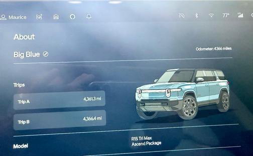 2025 Rivian R1S Premium Tri-Motor Max Pack