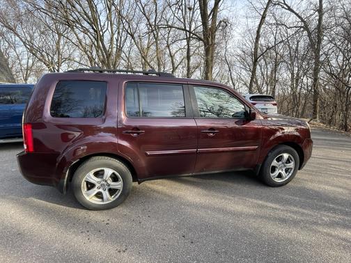Red 2013 Honda Pilot EX-L