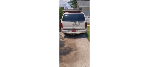 2003 Cadillac Escalade ESV Base