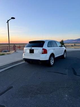 White 2013 Ford Edge SEL