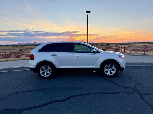 White 2013 Ford Edge SEL