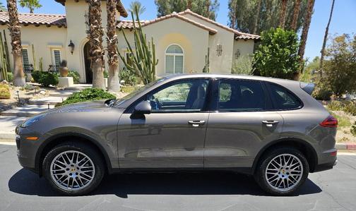 Beige 2016 Porsche Cayenne Cayenne