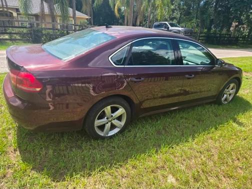 Red 2013 Volkswagen Passat 2.5 SE