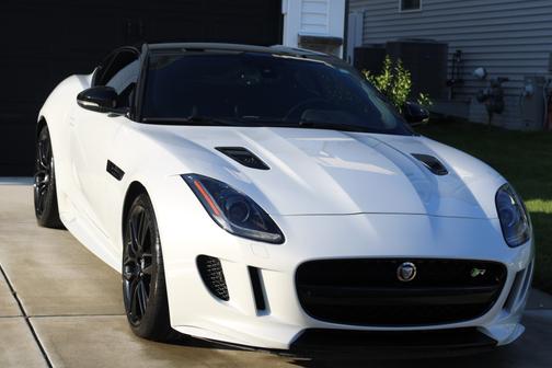 2016 Jaguar F-TYPE R