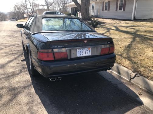 Photo 2 of 4 of 2003 Cadillac Seville SLS