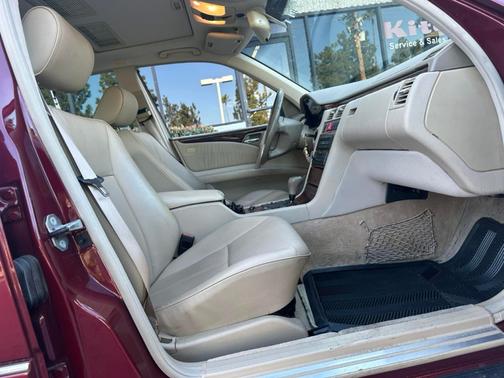 1999 Mercedes-Benz E-Class E320