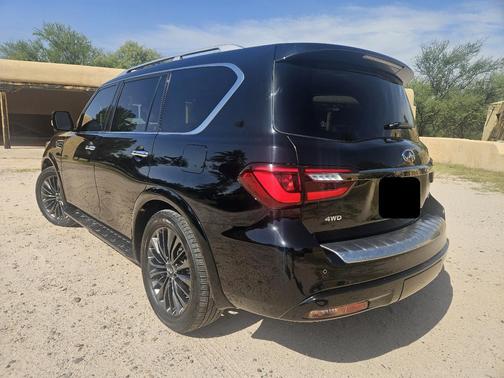 Black 2021 INFINITI QX80 PREMIUM SELECT