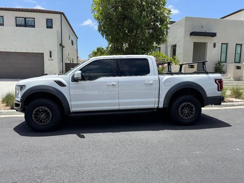 White 2019 Ford F-150 Raptor