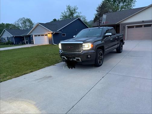 Gray 2015 GMC Sierra 1500 Denali