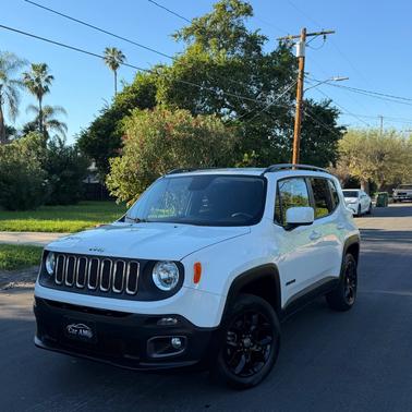 White 2017 Jeep Renegade Latitude