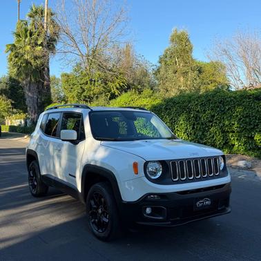 White 2017 Jeep Renegade Latitude