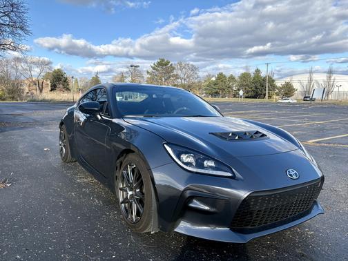 2023 Toyota GR86 Premium