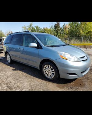 2009 Toyota Sienna XLE Limited
