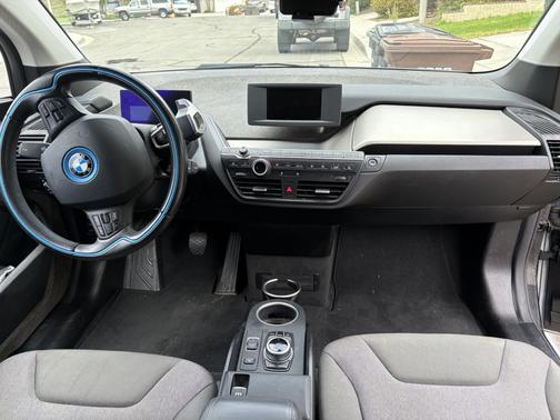 2017 BMW i3 94 Ah w/Range Extender