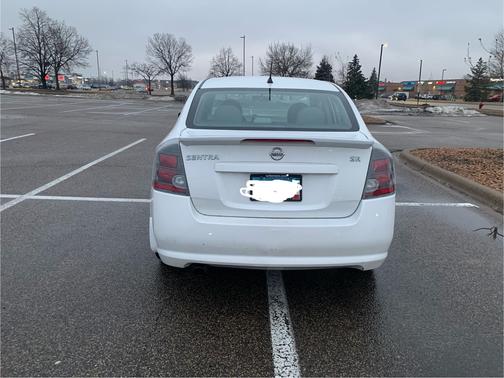 2011 Nissan Sentra 2.0 SR