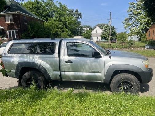 2007 Toyota Tacoma Base