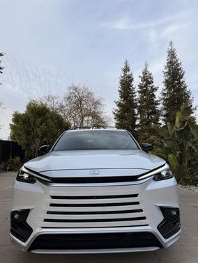 2024 Lexus TX 500h F SPORT Premium