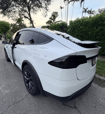 White 2023 Tesla Model X Plaid