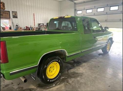 Green 1994 Chevrolet 1500 Base
