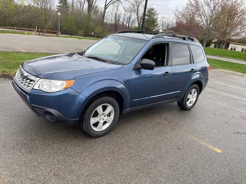 Blue 2012 Subaru Forester 2.5X