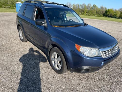 Blue 2012 Subaru Forester 2.5X
