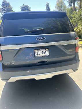 Blue 2018 Ford Expedition Platinum