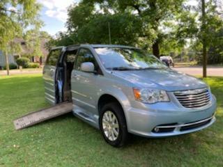 2013 Chrysler Town & Country Touring